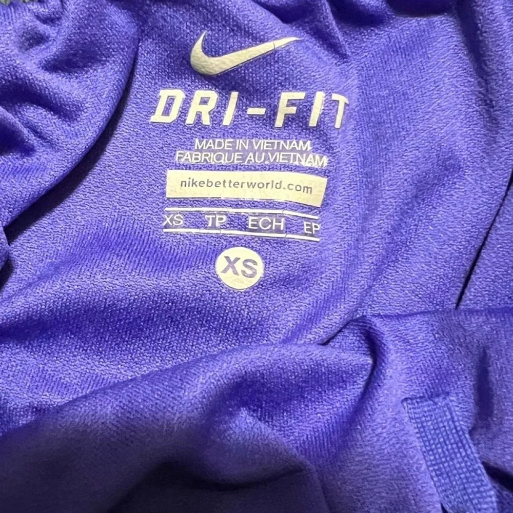 The Unbranded Brand nike dri